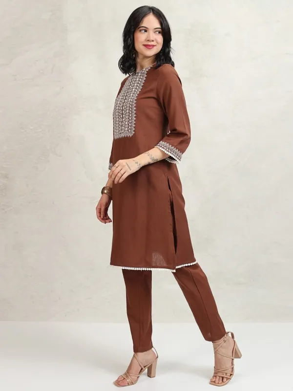 Vishudh Women Brown Embroidered Kurta With Trouser