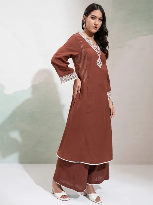 Vishudh Women Brown Embroidered Kurta With Trouser