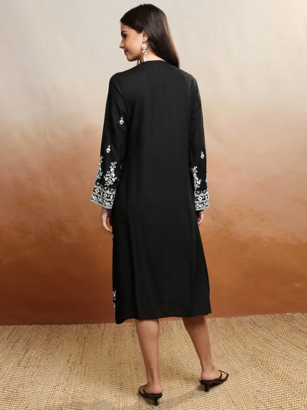 Vishudh Women Black Embroidered A-Line Dress