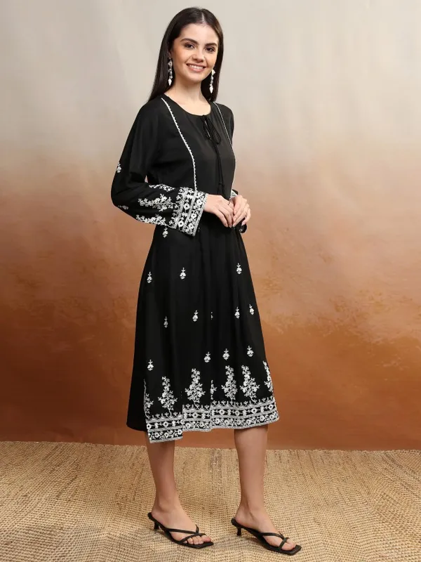 Vishudh Women Black Embroidered A-Line Dress