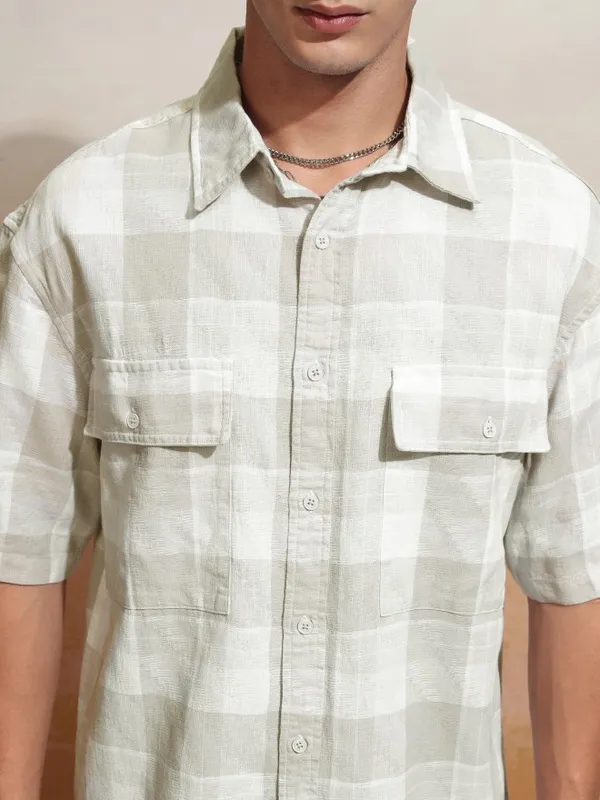Highlander Men Grey Checked Oversized Fit Casual Shirt