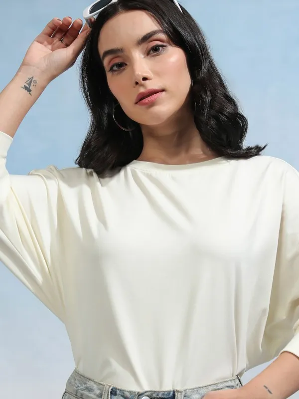 Tokyo Talkies Women Solid Round Neck T-Shirt