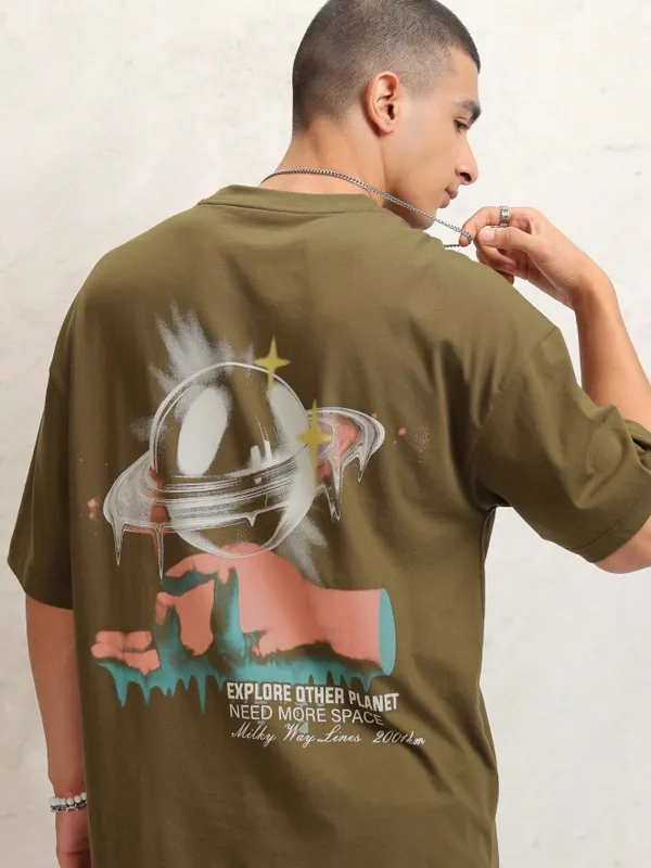 Highlander Men Brown Printed Round Neck Oversized Fit T-Shirt