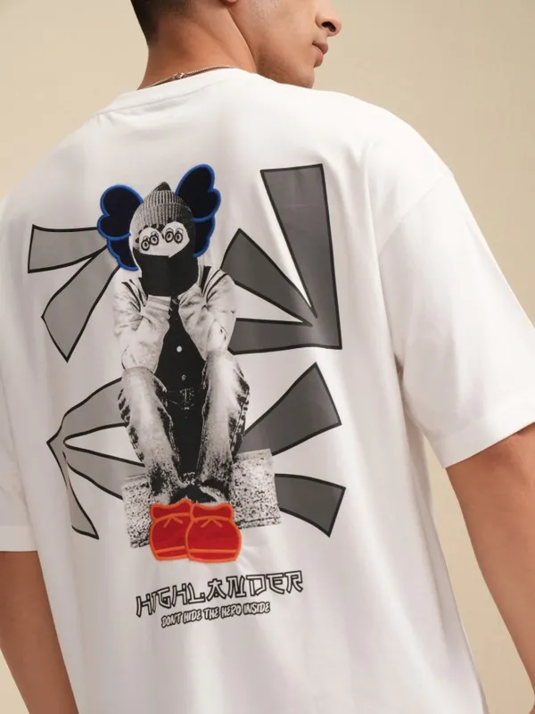 Highlander Men White Printed Round Neck Oversized Fit T-Shirt