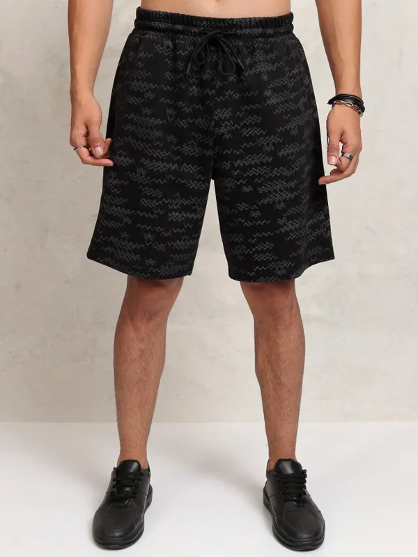 Highlander Men Black T-Shirt With Shorts Co-Ords