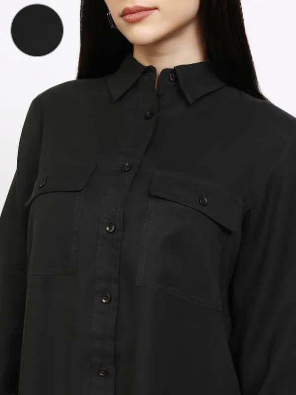 Tokyo Talkies Women Black Solid Casual Shirt