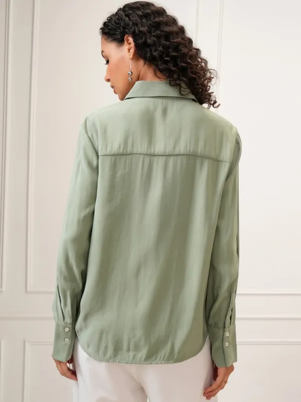 Tokyo Talkies Women Green Solid Regular Fit Casual Shirt