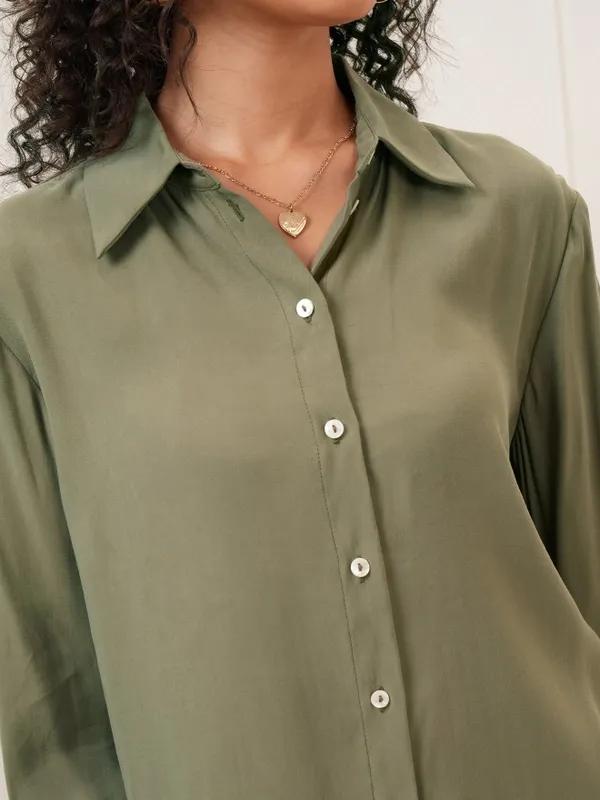 Tokyo Talkies Women Olive Solid Regular Fit Casual Shirt