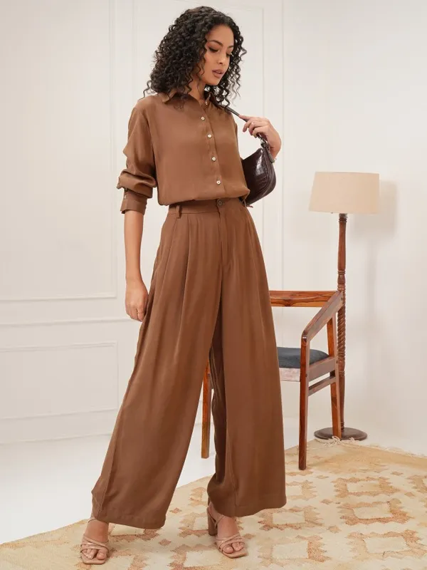Tokyo Talkies Women Brown Solid Regular Fit Casual Shirt