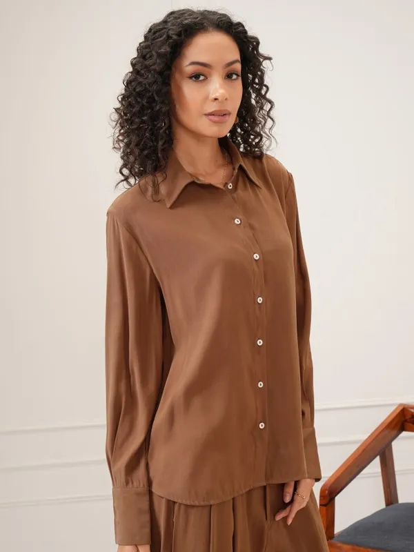 Tokyo Talkies Women Brown Solid Regular Fit Casual Shirt