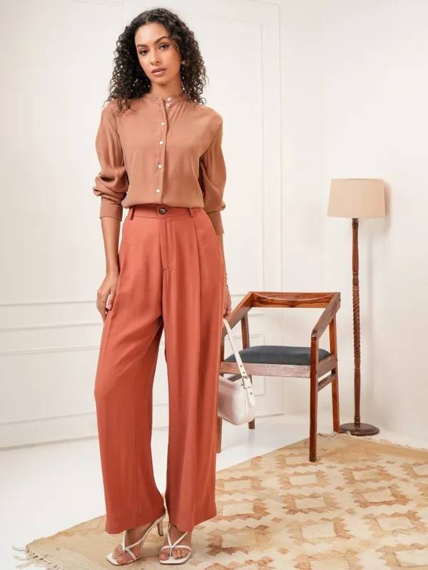 Tokyo Talkies Women Rose Solid Regular Fit Casual Shirt