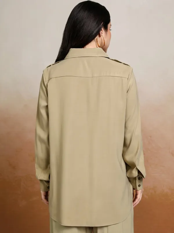 Women Solid Casual Shirt