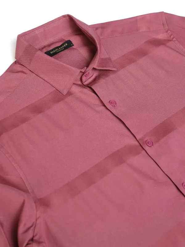 Highlander Men Pink Striped Regular Fit Casual Shirt
