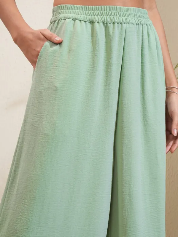 Vishudh Women Green Top With Trousers Co-Ords