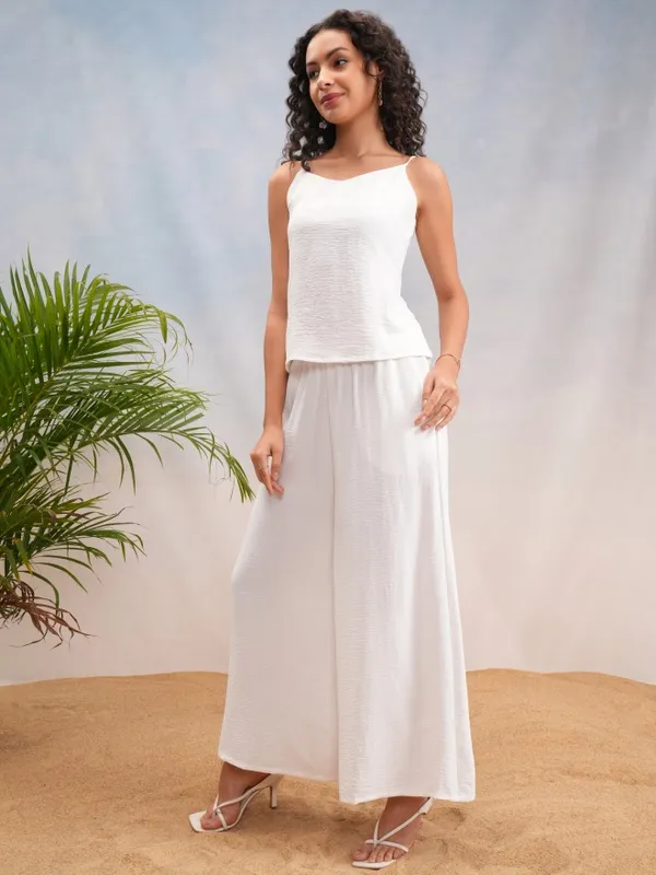 Vishudh Women Off White Top With Trousers Co-Ords