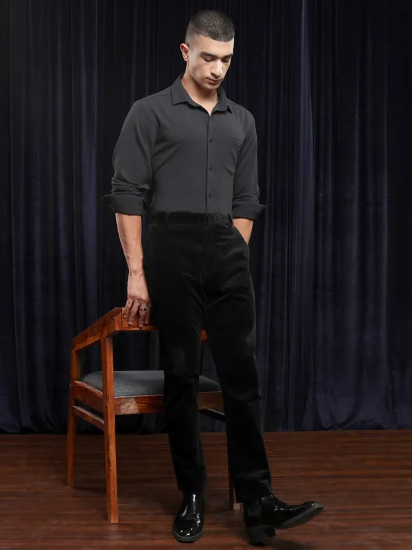 Ketch Men Black Solid Slim Fit Casual Shirt