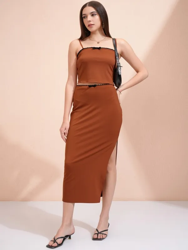 Tokyo Talkies Women Rust Top With Skirt