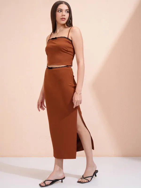 Tokyo Talkies Women Rust Top With Skirt