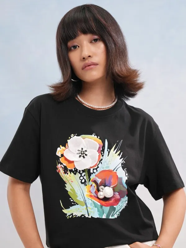 Tokyo Talkies Women Black Printed Round Neck T-Shirt