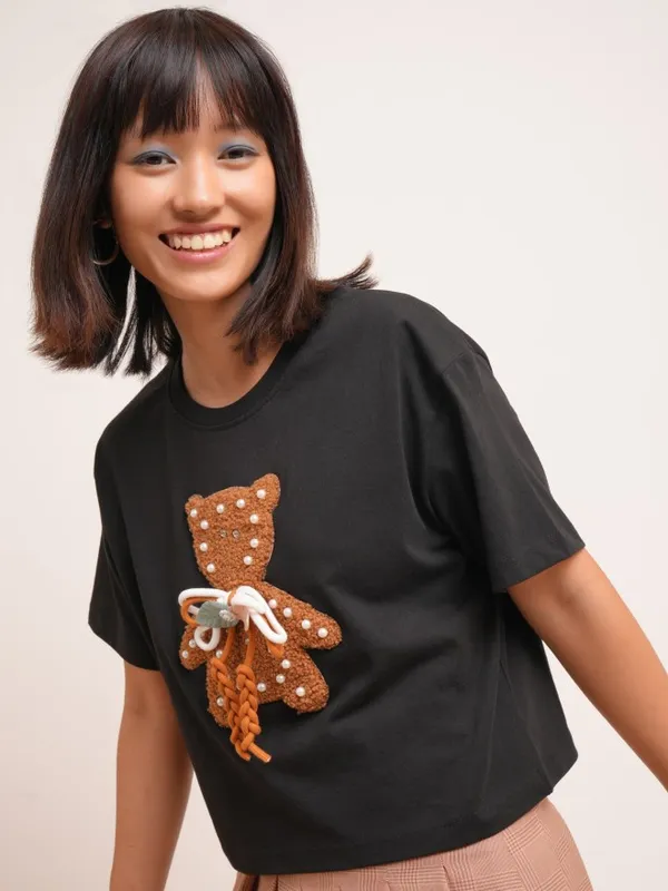 Tokyo Talkies Women Black Self Design Round Neck T-Shirt