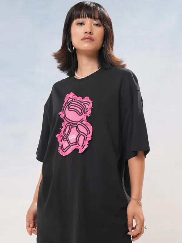 Tokyo Talkies Women Black Self Design Round Neck Oversized Fit T-Shirt
