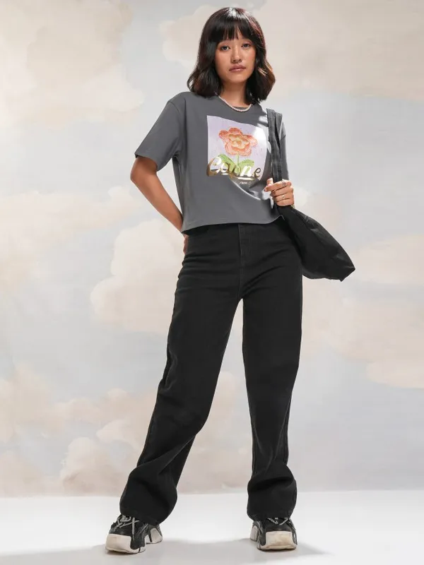 Tokyo Talkies Women Grey Printed Round Neck Relaxed Fit Crop T-Shirt