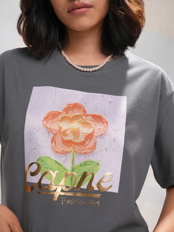 Tokyo Talkies Women Grey Printed Round Neck Relaxed Fit Crop T-Shirt
