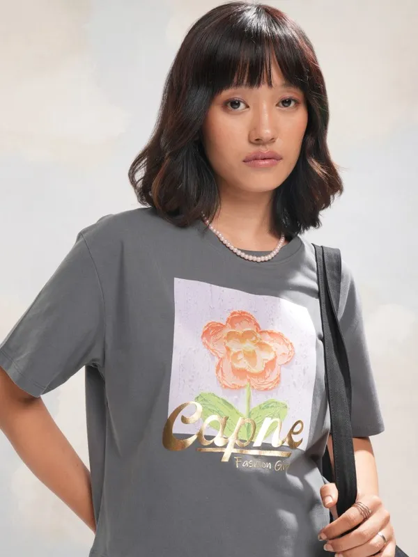 Tokyo Talkies Women Grey Printed Round Neck Relaxed Fit Crop T-Shirt