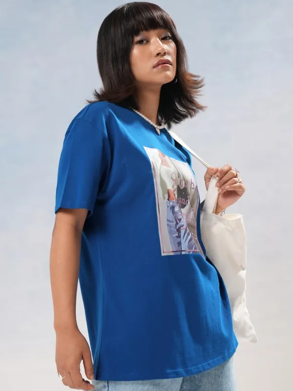 Tokyo Talkies Women Blue Printed Round Neck T-Shirt