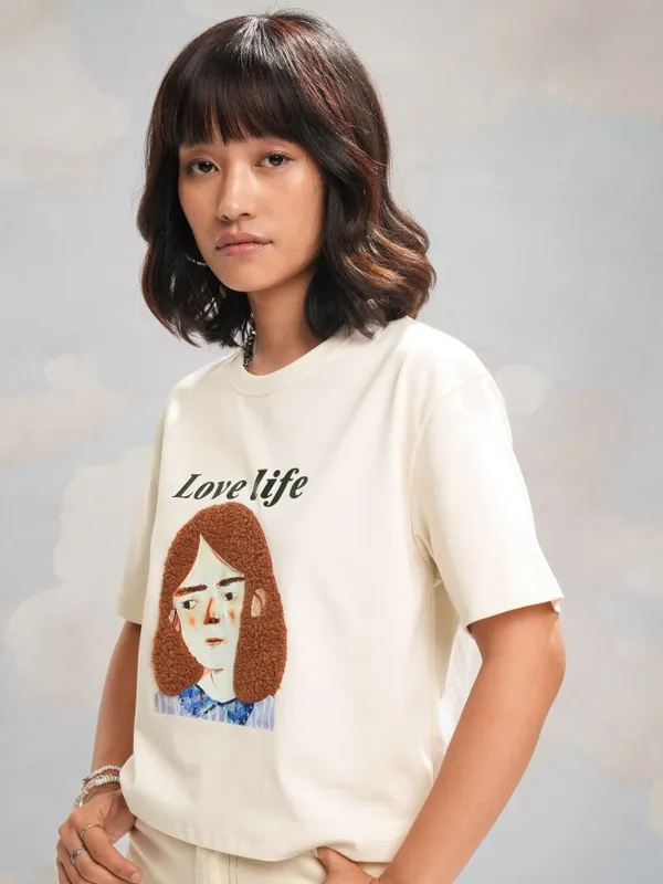 Tokyo Talkies Women Off White Printed Round Neck Relaxed Fit Crop T-Shirt