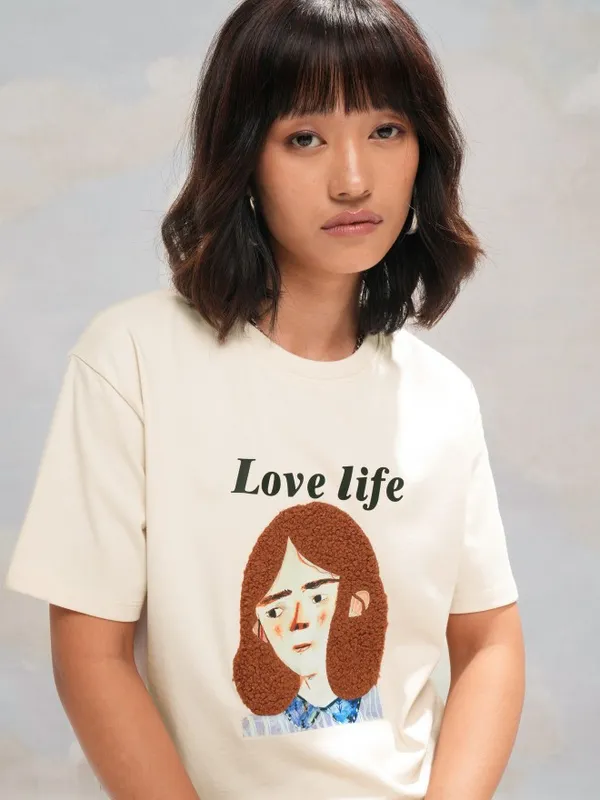 Tokyo Talkies Women Off White Printed Round Neck Relaxed Fit Crop T-Shirt