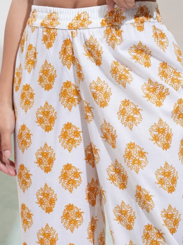 Vishudh Women White & Yellow Printed Round Neck Kurta With Regular Pant And Dupatta