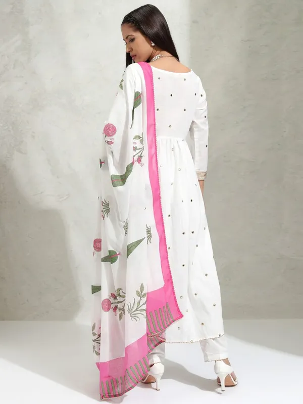 Vishudh Women White Embroidered Gathered Kurta With Slim Pants & Dupatta