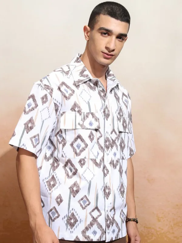Highlander Men White Printed Oversized Fit Casual Shirt