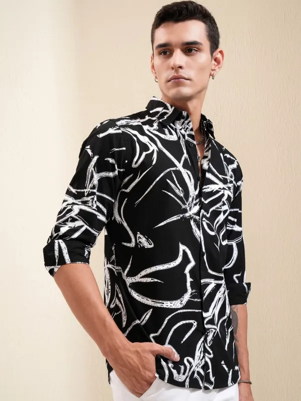 Ketch Men Black Printed Regular Fit Casual Shirt