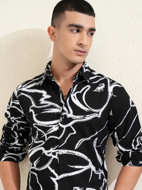 Ketch Men Black Printed Regular Fit Casual Shirt