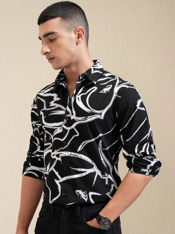 Ketch Men Black Printed Regular Fit Casual Shirt