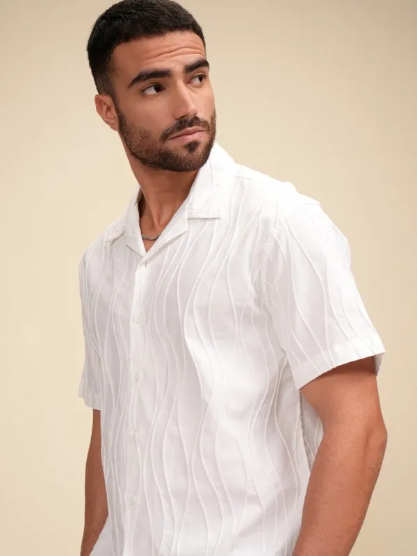 Locomotive Men White Self Design Relaxed Fit Casual Shirt