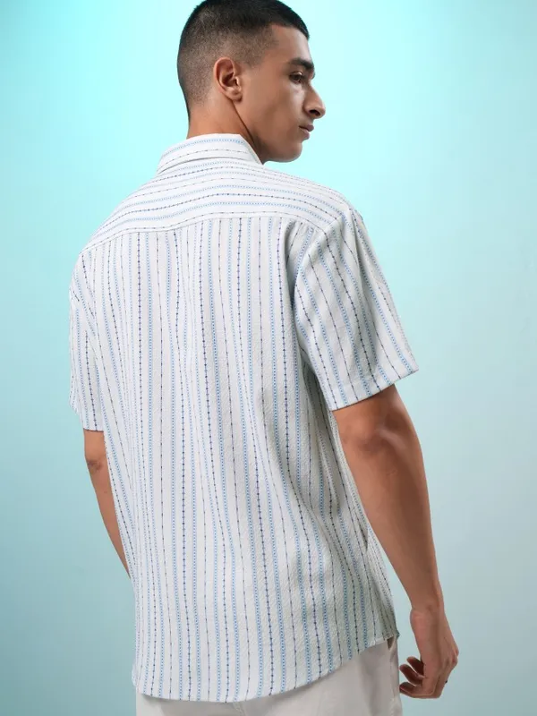 Highlander Men Off White Striped Relaxed Fit Casual Shirt
