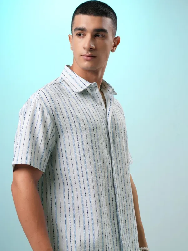 Highlander Men Off White Striped Relaxed Fit Casual Shirt