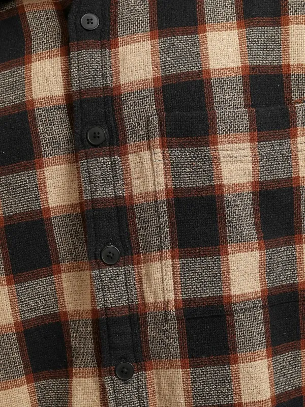 Highlander Men Beige Checked Oversized Fit Casual Shirt