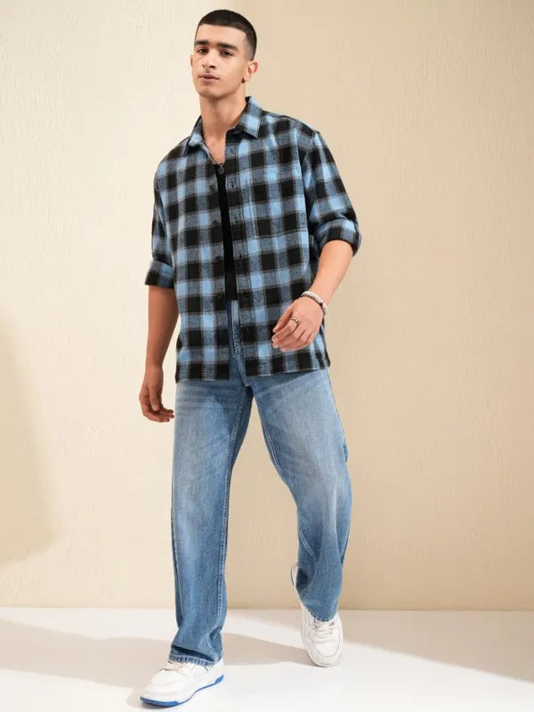 Highlander Men Blue Checked Oversized Fit Casual Shirt