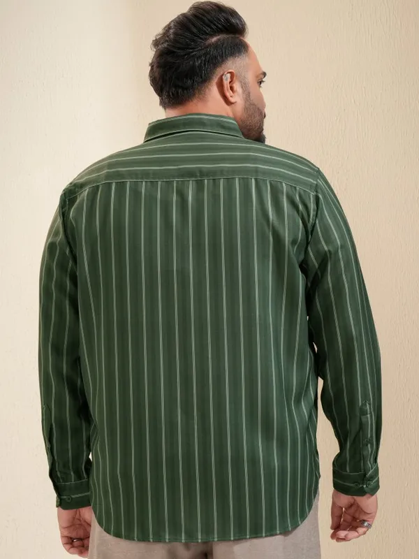 Xtra Ordinary By Highlander Men Olive Striped Regular Fit Casual Shirt