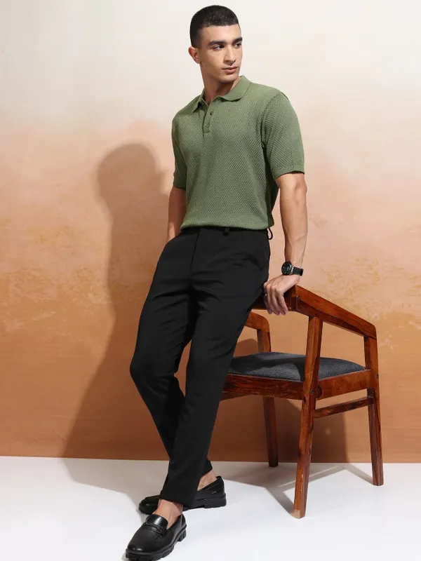 Highlander Men Olive Solid Polo Collar T-Shirt
