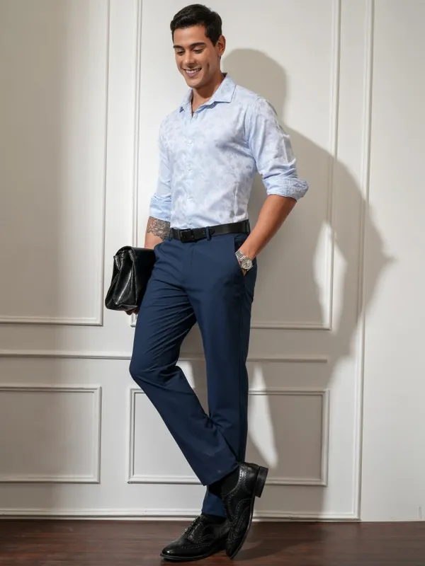 Locomotive Men Blue Printed Slim Fit Casual Shirt