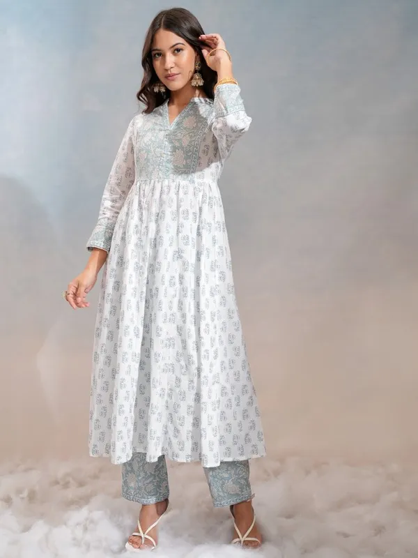 Women Kurta Trousers