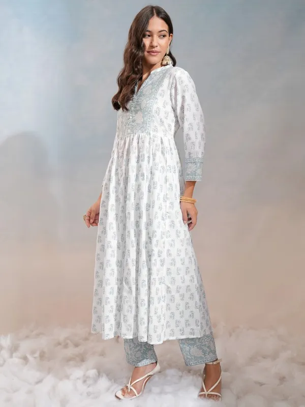 Women Kurta Trousers