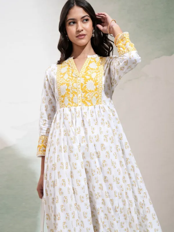 Women Kurta Trousers