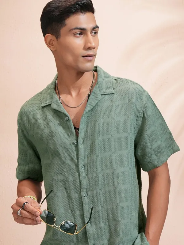 Highlander Men Olive Textured Relaxed Fit Casual Shirt