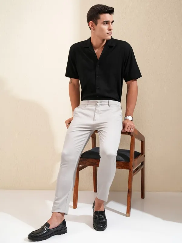 Highlander Men Black Textured Relaxed Fit Casual Shirt